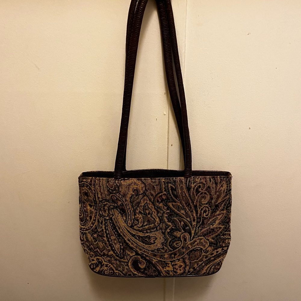 Cute patterned vintage purse